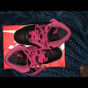 Pink Nike Airforce 1!